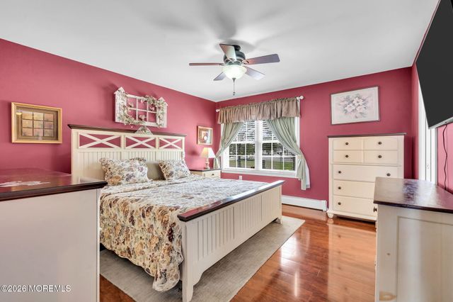 122 Morris Boulevard, Manahawkin, NJ 08050
