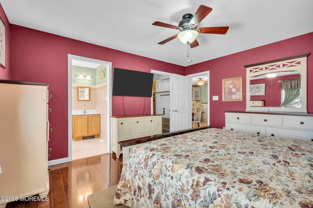 122 Morris Boulevard, Manahawkin, NJ 08050