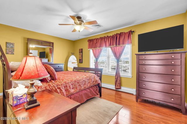 122 Morris Boulevard, Manahawkin, NJ 08050