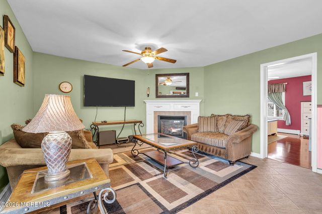 122 Morris Boulevard, Manahawkin, NJ 08050