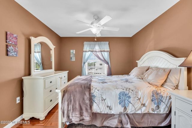 122 Morris Boulevard, Manahawkin, NJ 08050