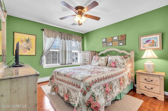 122 Morris Boulevard, Manahawkin, NJ 08050