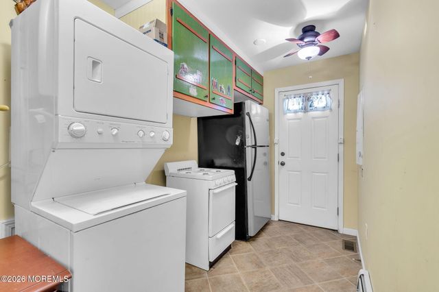 122 Morris Boulevard, Manahawkin, NJ 08050