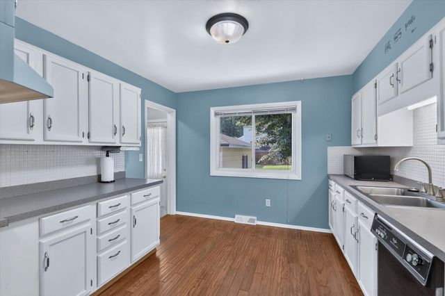 650 Marcia Street Sw, City Of Wyoming, MI 49509