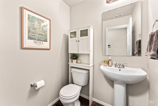 7538 E Drouillard St, Nampa, ID 83687