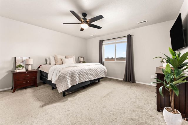 7538 E Drouillard St, Nampa, ID 83687