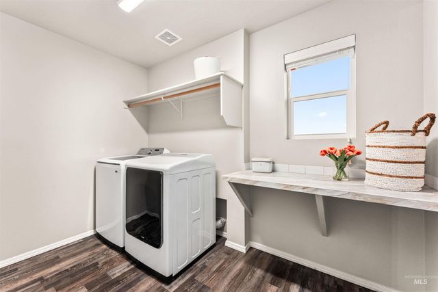 7538 E Drouillard St, Nampa, ID 83687