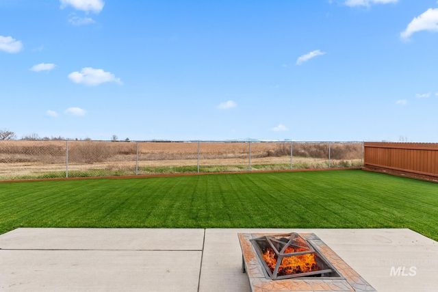 7538 E Drouillard St, Nampa, ID 83687