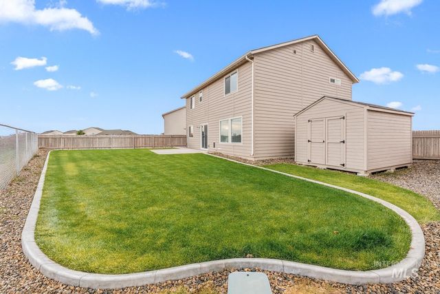 7538 E Drouillard St, Nampa, ID 83687