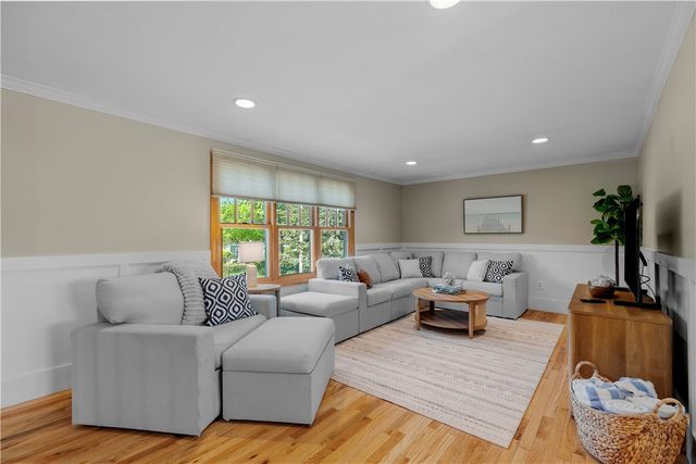 46 Steamboat Street, Jamestown, RI 02835
