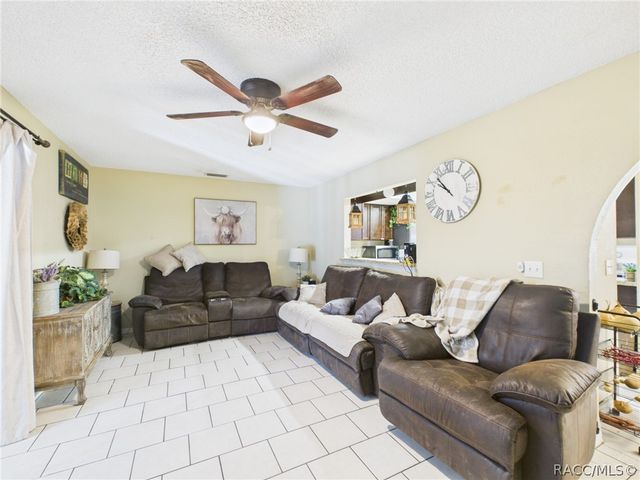 10648 N Haitian Drive, Citrus Springs, FL 34434