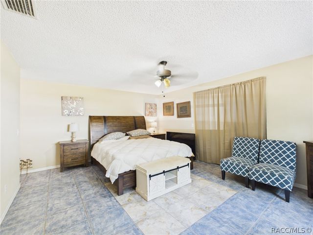 10648 N Haitian Drive, Citrus Springs, FL 34434