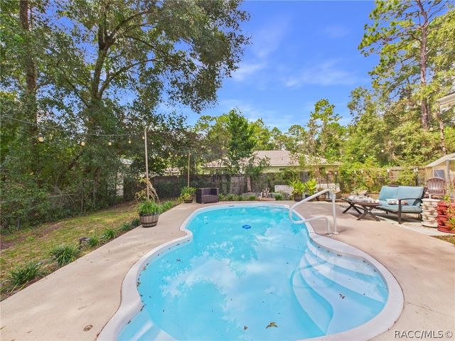 10648 N Haitian Drive, Citrus Springs, FL 34434