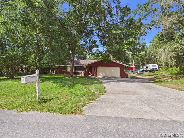 10648 N Haitian Drive, Citrus Springs, FL 34434