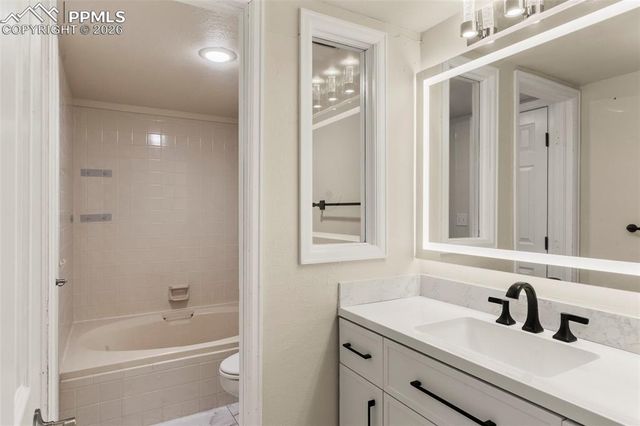 4875 Evening Sun Lane, Colorado Springs, CO 80917