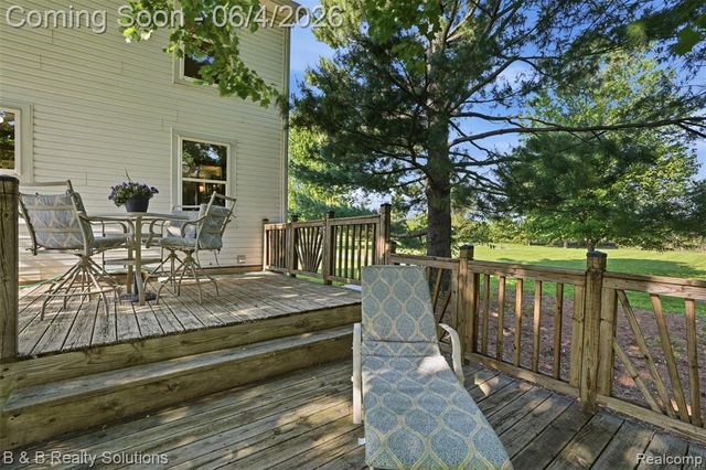 8820 Almont Road, Almont, MI 48003