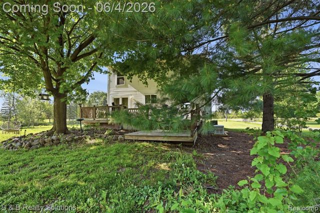 8820 Almont Road, Almont, MI 48003