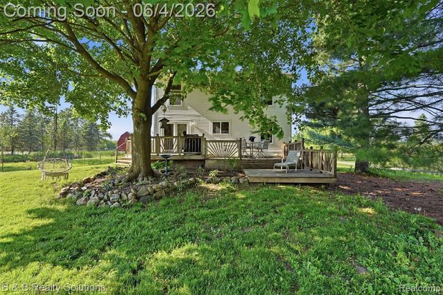 8820 Almont Road, Almont, MI 48003