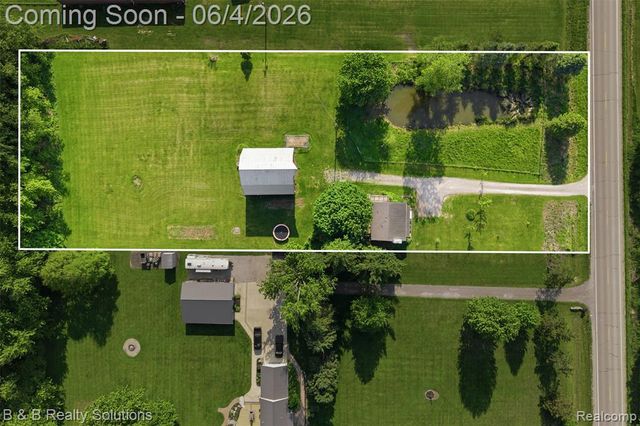 8820 Almont Road, Almont, MI 48003