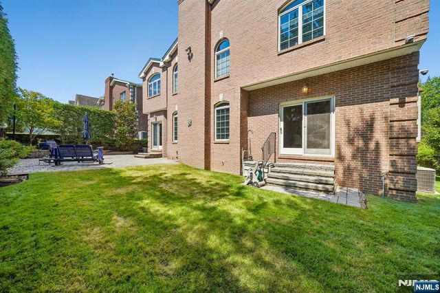 275 Marietta Street, Englewood Cliffs, NJ 07632