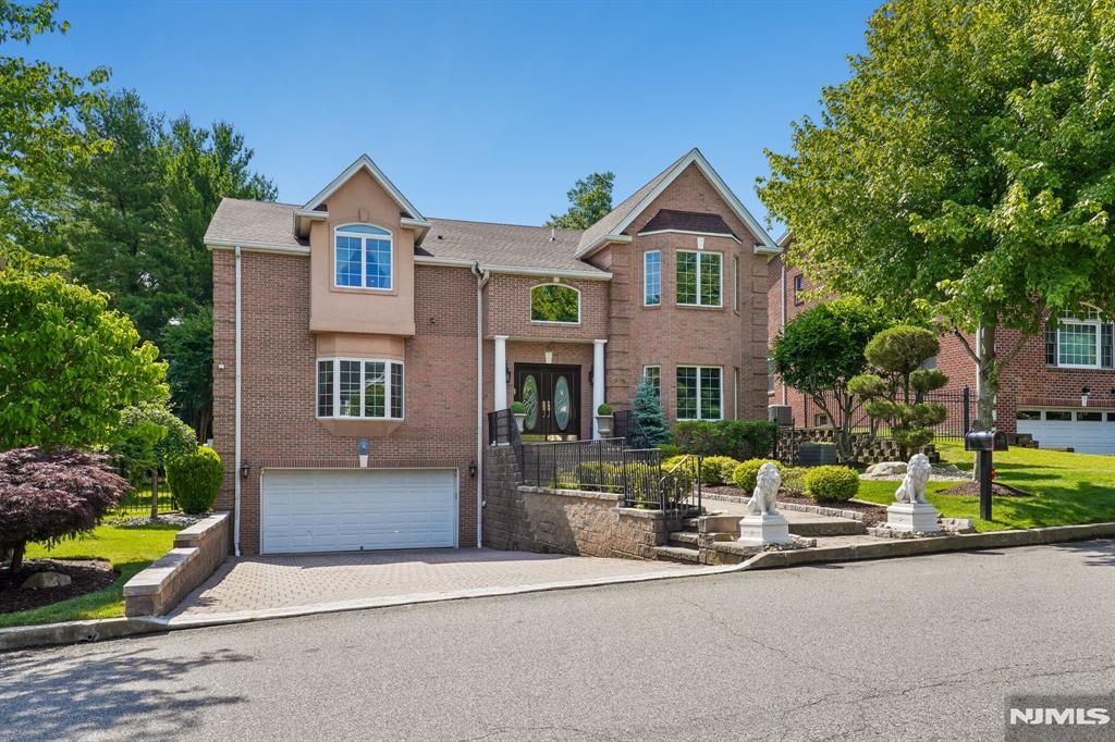 275 Marietta Street, Englewood Cliffs, NJ 07632