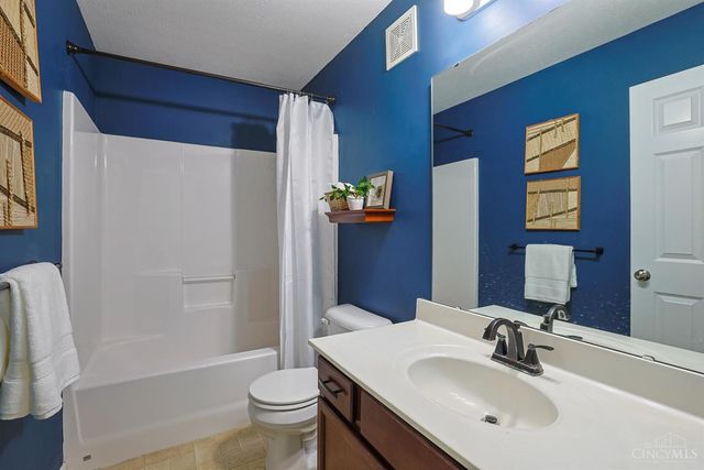 1919 Washburn Street, Cincinnati, OH 45223