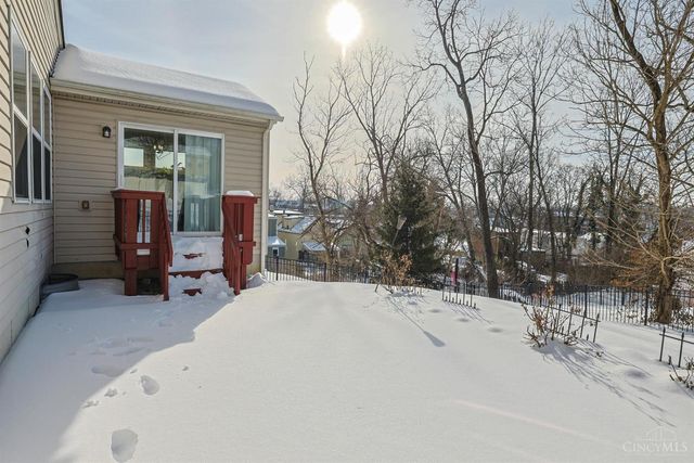 1919 Washburn Street, Cincinnati, OH 45223