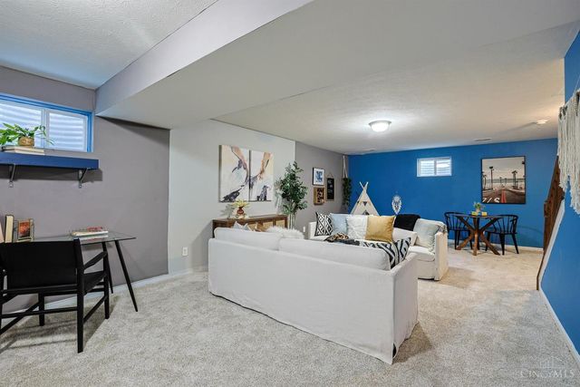 1919 Washburn Street, Cincinnati, OH 45223