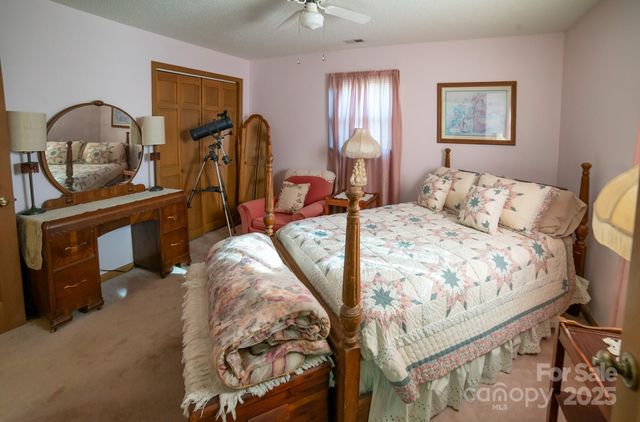 4781 Sugar Loaf Road, Morganton, NC 28655