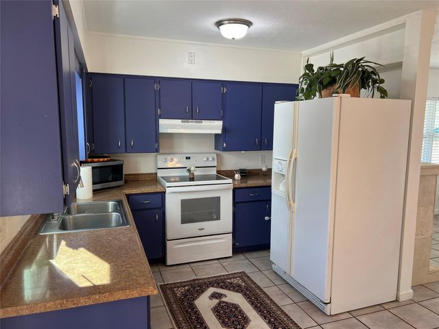 2172 NE Pelican Terrace, Jensen Beach, FL 34957