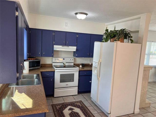 2172 NE Pelican Terrace, Jensen Beach, FL 34957