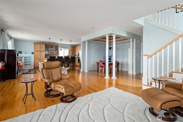 2402 J Avenue, Anacortes, WA 98221