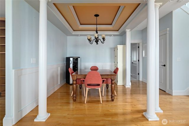 2402 J Avenue, Anacortes, WA 98221