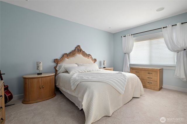 2402 J Avenue, Anacortes, WA 98221