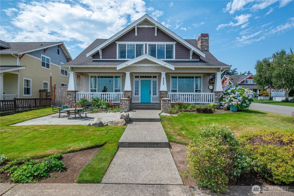 2402 J Avenue, Anacortes, WA 98221