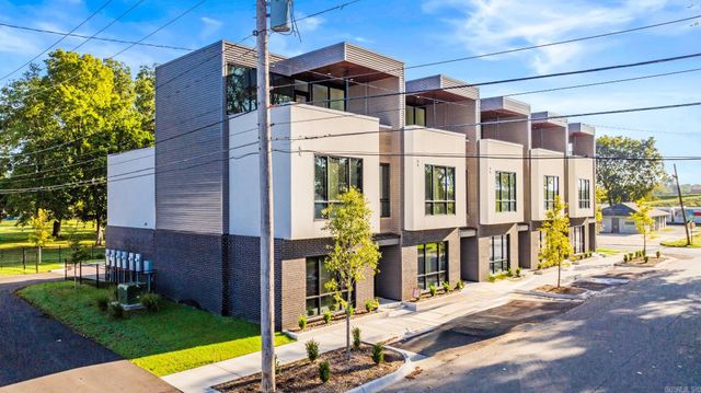 601 N Olive St Apt C, North Little Rock, AR 72114