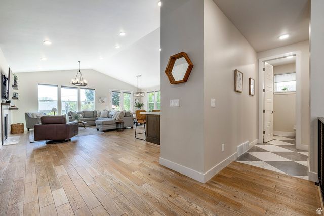 1662 E HOPKINS LN, Salt Lake City, UT 84108