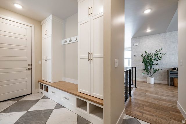 1662 E HOPKINS LN, Salt Lake City, UT 84108