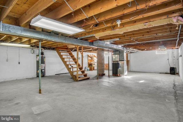 318 E EMAUS ST, Middletown, PA 17057