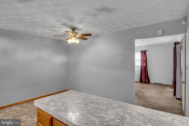 318 E EMAUS ST, Middletown, PA 17057