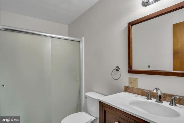 318 E EMAUS ST, Middletown, PA 17057