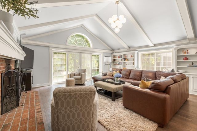 115 Fox Run Rd, Sudbury, MA 01776