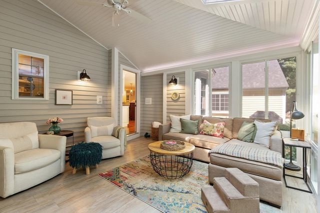 115 Fox Run Rd, Sudbury, MA 01776