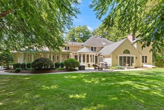 115 Fox Run Rd, Sudbury, MA 01776