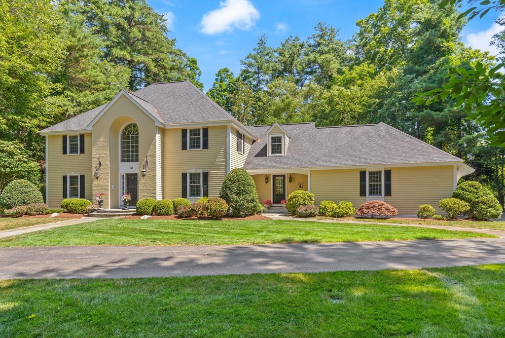 115 Fox Run Rd, Sudbury, MA 01776