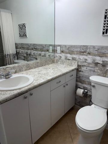 115 Lakes End Drive D, Fort Pierce, FL 34982