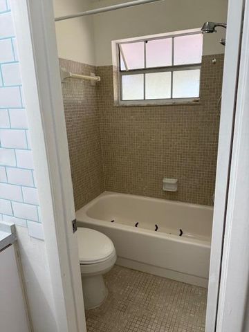 115 Lakes End Drive D, Fort Pierce, FL 34982