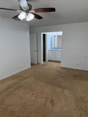 115 Lakes End Drive D, Fort Pierce, FL 34982