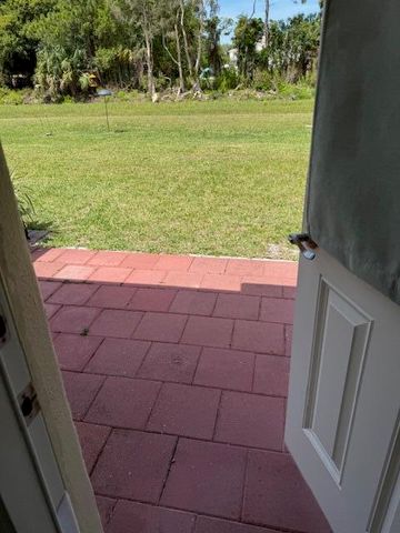 115 Lakes End Drive D, Fort Pierce, FL 34982