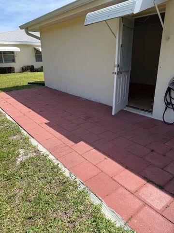115 Lakes End Drive D, Fort Pierce, FL 34982